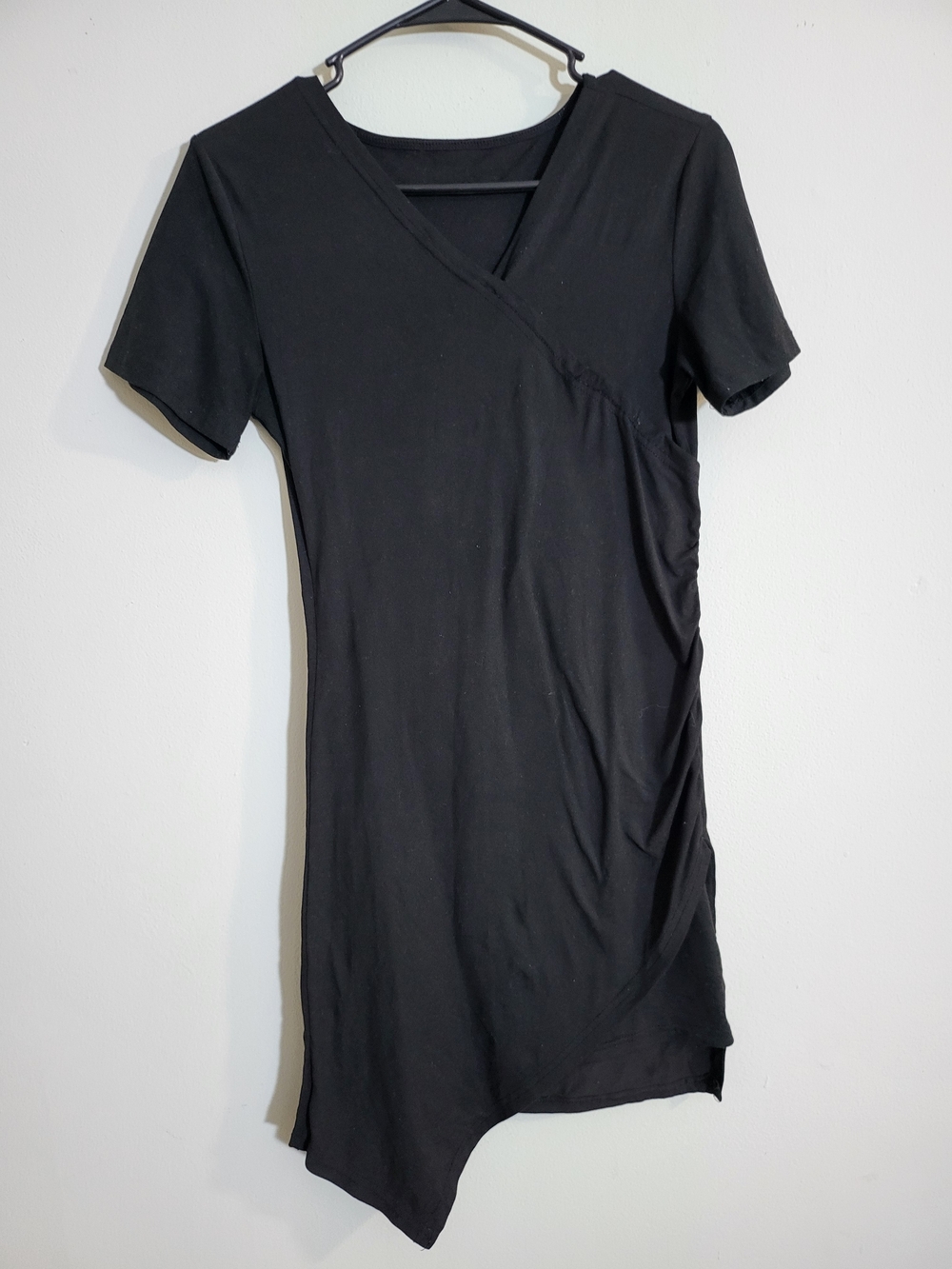 Classic Black V‑Neck Short Sleeve Dress